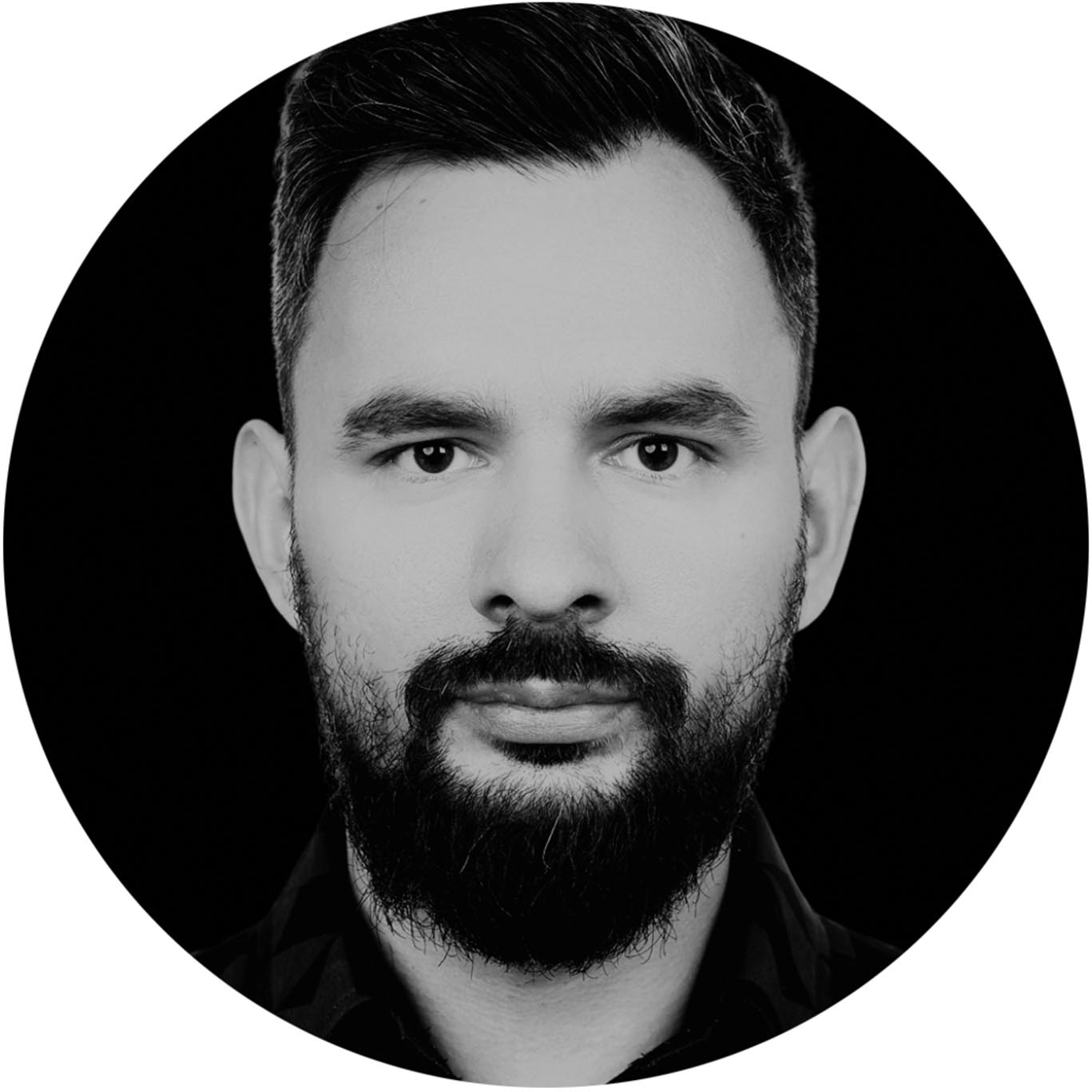 Krzysztof Gro